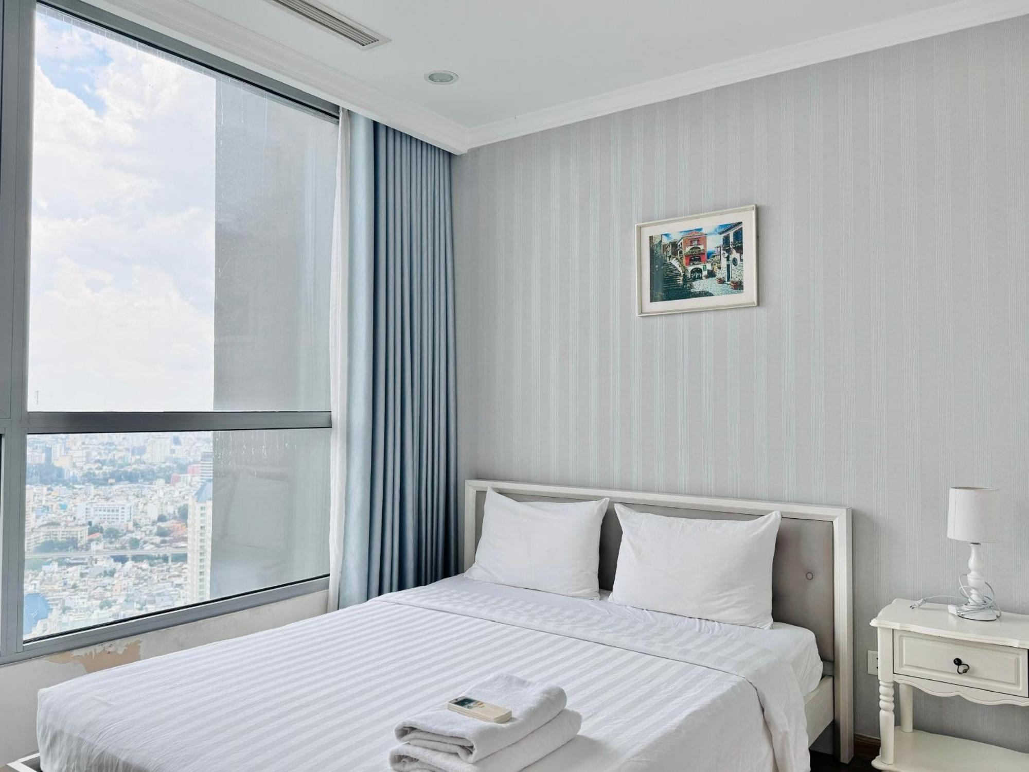 Appartement Vinhomes Park Minhminh - Ho Dich Vu Landmark Cho Thue *