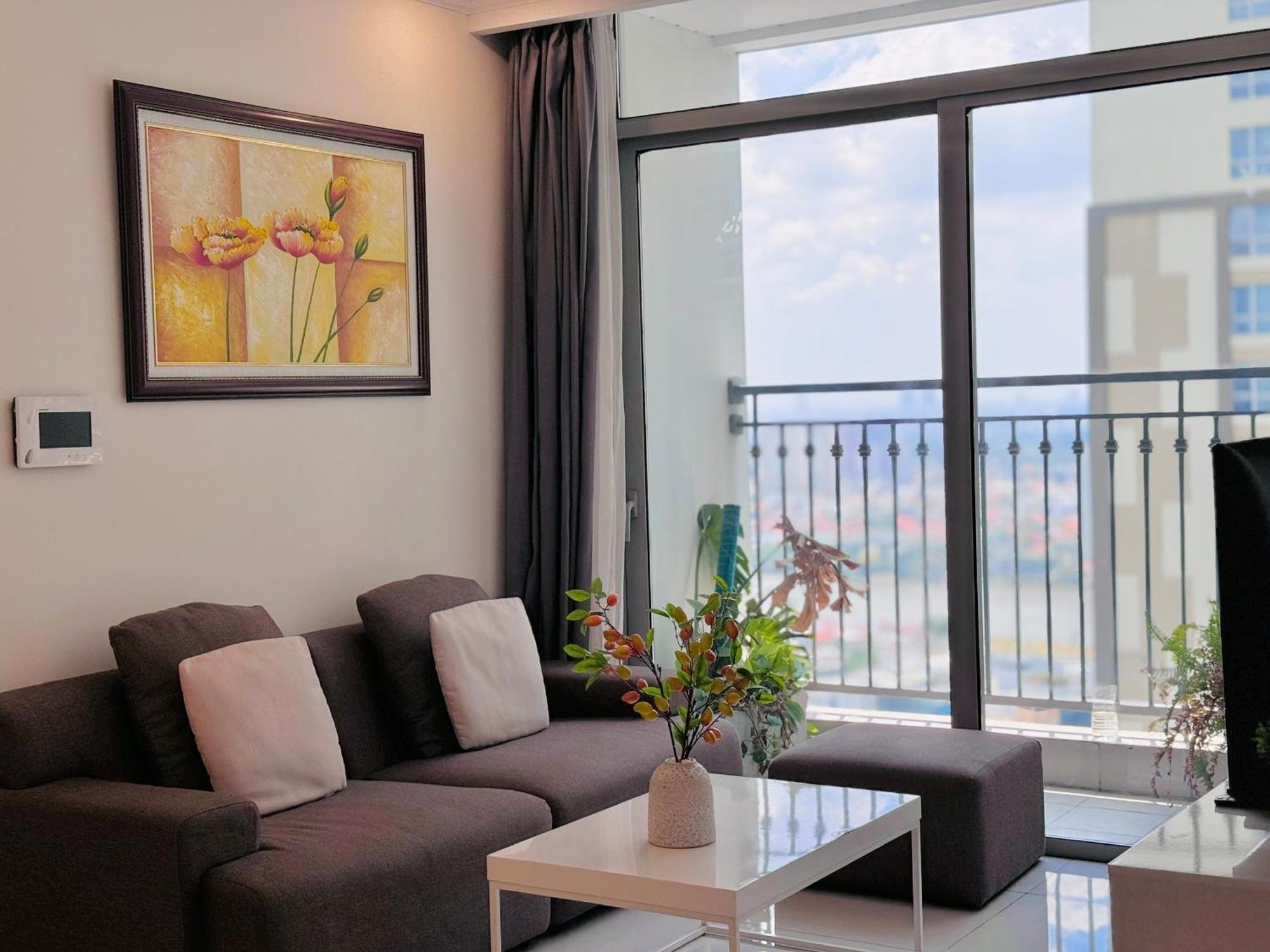 Appartement Vinhomes Park Minhminh - Ho Dich Vu Landmark Cho Thue *