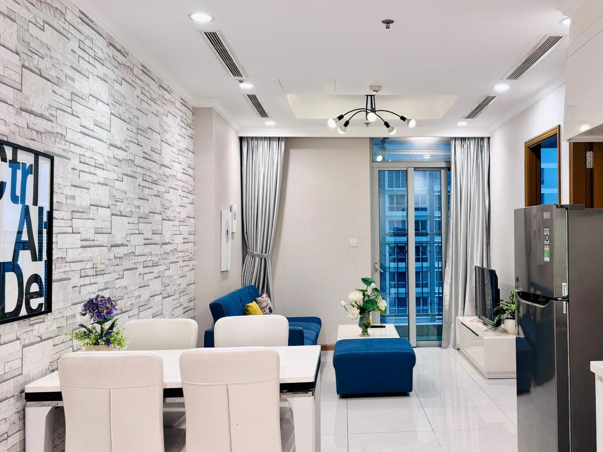 Appartement Vinhomes Park Minhminh - Ho Dich Vu Landmark Cho Thue *